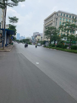 Bán nhà mặt phố Văn Cao - Ba Đình, lô góc, vỉa hè rộng, 6 làn oto tránh 110m2, mt 6.5m, 56 tỷ