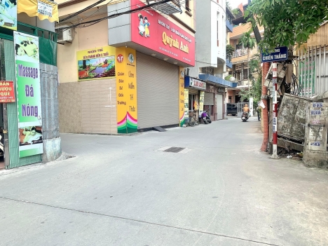 Bán đất tặng nhà đường Chiến Thắng,Hà Đông,DT42xC4,MT3.5,ô tô,giá 3.45 tỷ