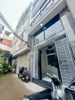 Bán nhà Vũ Tông Phan Khương Hạ, ngõ thông, sát phố, 42m2 x 5T chỉ 4.3 tỷ