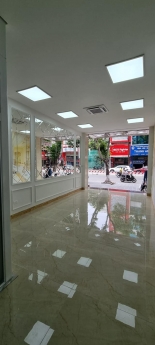 Bán nhà mặt phố Lý Thường Kiệt, Hà Đông phân lô vỉa hè 5 tầng 40m² _ KD sầm uất giá 6.1 tỷ