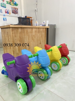 Xe chòi chân con cún, con gà nhập khẩu dành cho bé