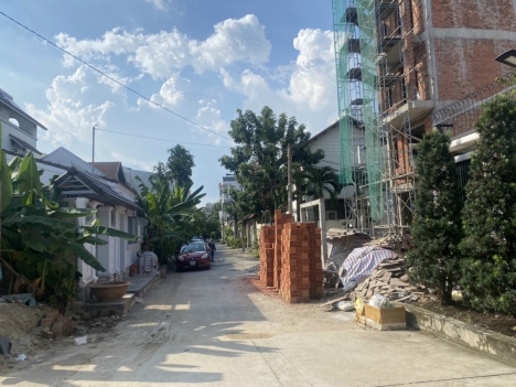 bán gấp 2 lô đất Phạm Văn Đồng HBC, sau giga Mall, 71m2, 7,5 tỷ, vị trí trung tâm