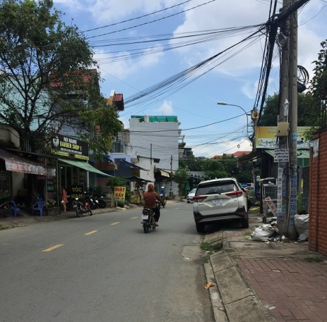 Chủ gởi bán Đất Tặng Biệt Thự  MT Nam Hòa  180m2  Phước Long A  TPThủ Đức