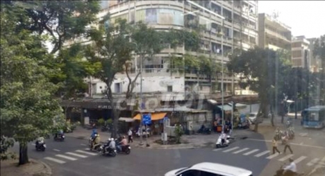 Bán căn hộ tầng 1 DT 40m2 có 2 PN C/C Nguyễn Đình Chiểu Q3