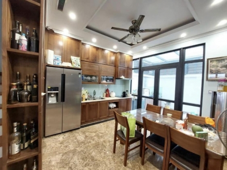 Bán Căn Biệt thự Vinhomes Gardenia Hàm Nghi 95M2-5T Thang Máy-Tặng Full nội thất Chỉ 27 Tỷ