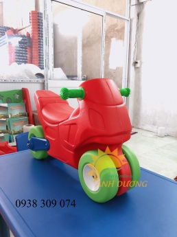 Xe chòi chân con cún, con gà nhập khẩu dành cho bé