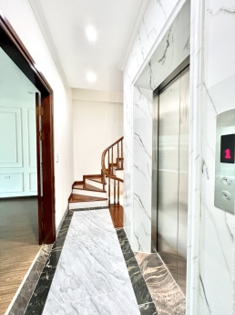 LK Văn khê hà đông 55m2 7 tầng thang máy kinh doanh. 10 tỷ.