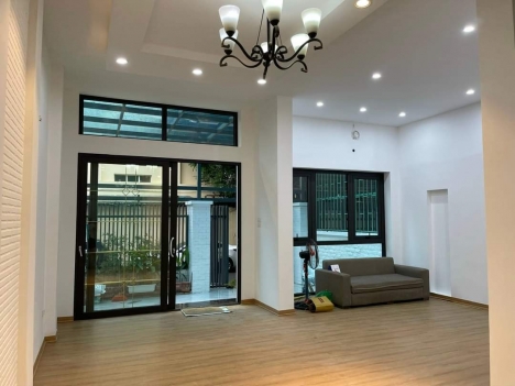 CỰC HIẾM, BIỆT THỰ LÃNH ĐẠO CẤP CAO QUÂN ĐỘI. TRẦN BÌNH, CẦU GIẤY, NHÀ 105M2, 4T, MT6.6M, GIÁ 24.5
