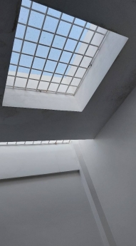 Bán nhà Ngọc Thụy 55m2 x 5 tầng, mặt tiền 4m, giá 5.95 tỷ, ngõ thông 2 ô tô tránh nhau, nhà xây tâm