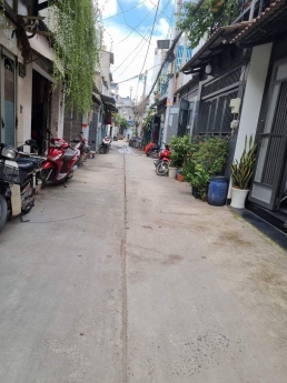 BÌNH TÂN, ĐS9, HXH ĐỔ CỬA, GẦN QL1A, 26THÁNG3, AEON TÂN PHÚ, SỔ VUÔNG VỨC, NHÀ EẤT MỚI 2TẦNG 49M2