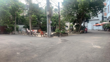 Bán đất tặng nhà đường Chiến Thắng,Hà Đông,DT42xC4,MT3.5,ô tô,giá 3.45 tỷ