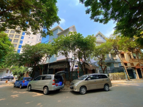 BIỆT THỰ KĐT MỸ ĐÌNH 2-NGUYỄN CƠ THẠCH 160M2 4T MT 18M-LÔ GÓC-CHỈ 42 TỶ