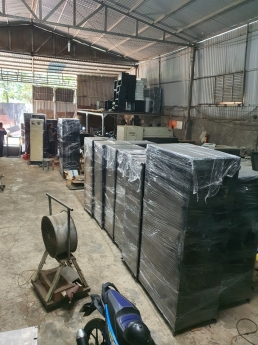 Tủ mạng , tủ rack 6u, 10u, 15u, 20u, 27u, 32u, 36u, 42u cty DHCOM sản xuất