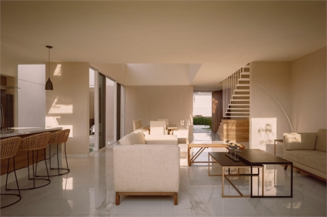 Bán gấp mặt tiền khu kinh doanh sầm uất Đinh Tiên Hoàng, Đakao, Q1 - DT 4,35x15m, 4 tầng. Chỉ 14 tỷ