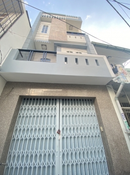 NHÀ 3 TẦNG KIÊN CỐ, VỊ TRÍ ĐẸP, 28M2, CHỈ 3.9 TỶ TL