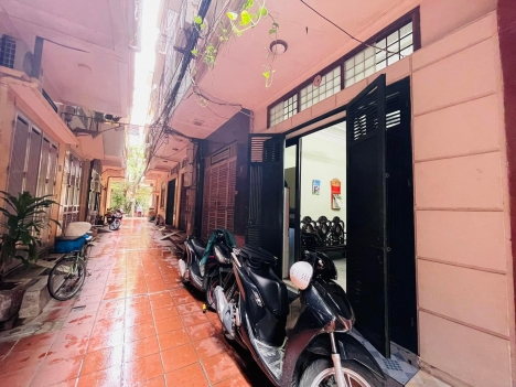 BÁN NHÀ  RIÊNG TẠI PHAN ĐÌNH GIÓT-THANH XUÂN CHỈ 4,05 TỶ GẦN NGAY NGÃ TƯ VỌNG -OTO ĐỖ CỬA