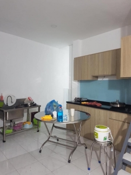 HIẾM ----- MẶT TIỀN ĐƯỜNG 13  PHƯỜNG BÌNH TRƯNG ĐÔNG,  Quận 2, Nhà 4,3 x 16,5m, 2 tầng, 2PN, 2WC,