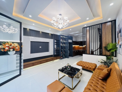 Siêu Phẩm Văn Cao Ô tô vào nhà