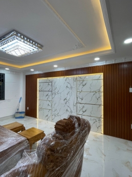 nhà còn mới hiện chủ đang chờ ra sổ