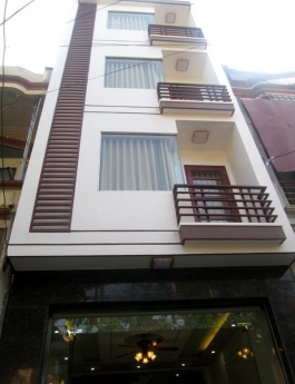 Bán nhà mặt phố Nguyễn Văn Tuyết, 40m2 - 5 tầng - mt 5m.Vị trí trung tâm, kinh doanh thuận lợi