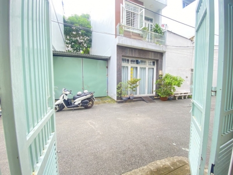 Bán nhà Trương Văn Hải, Hiệp Phú, Thủ Đức, 60m, 2 tầng, xe hơi 6m, giá 6 tỷ