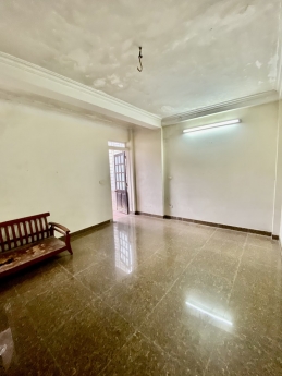 Bán nhà mặt phố Nguyễn Văn Tuyết, 40m2 - 5 tầng - mt 5m.Vị trí trung tâm, kinh doanh thuận lợi
