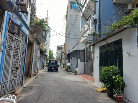 BÁN ĐẤT TẶNG NHÀ 3 TẦNG  SÀI ĐỒNG 110M  5.5 M  LÔ GÓC NGÕ Ô TÔ TRÁNH CHỈ 10.3 TỶ . LH E VŨ TÂM
