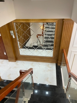 nhà còn mới hiện chủ đang chờ ra sổ