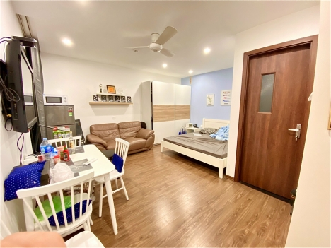 Bán căn hộ 83m2, 2 ngủ ở E4  Yên Hoà Park View.giá: 3,2 tỷ