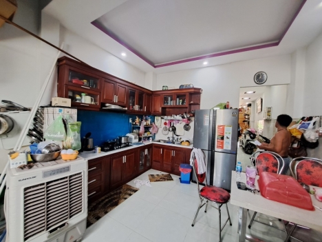 Gấp bán nhà Đường nhựa 8m Nguyễn Hữu Tiến, Q. Tân Phú_ 4 x 17.5m, nhĩnh 6 tỷ.