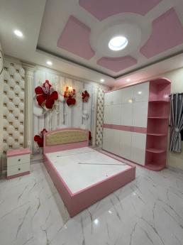 nhà còn mới hiện chủ đang chờ ra sổ