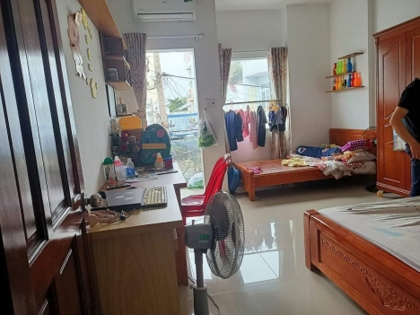 Gấp bán nhà Đường nhựa 8m Nguyễn Hữu Tiến, Q. Tân Phú_ 4 x 17.5m, nhĩnh 6 tỷ.