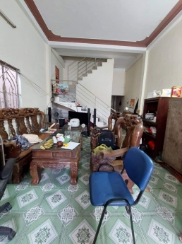 Chủ cần bán gấp nhà quốc lộ 13 nhà 2 tầng 116m2 ngang 4.8 nở hậu 5.1 x 24m  đẹp long lanh  hiệp