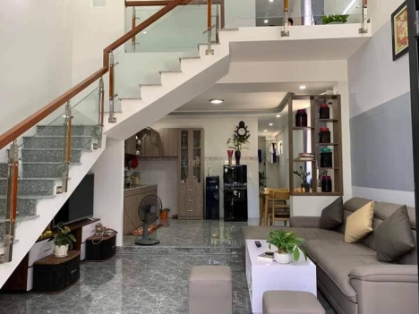 Nhà mới xây mê đúc lửng Trường Chinh 2 mặt kiệt giá rẻ 2,65 tỷ