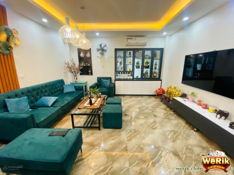 bán nhà quận long biên full nội thất ,