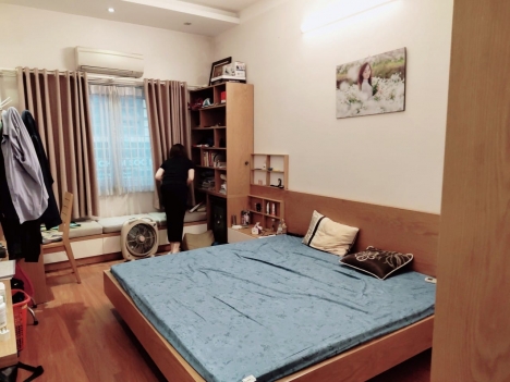 Đống Đa - Nguyễn Văn Tuyết 52m x 3T - PL 2 oto tránh - 30m ra phố - nhà đẹp chỉ 8.3 tỷ