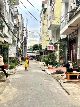 BÁN NHÀ MẶT TIỀN KINH DOANH NGAY CHỢ TÂN MỸ 3 TẦNG. 56M2 NHỈNH 11 TỶ