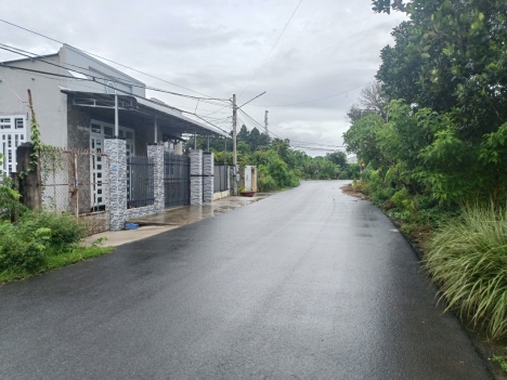 Bán lô đất đẹp mặt tiền đường số 2 tại Long Phước,tp Bà Rịa 

vị trí gần ủy ban nhân dân xã Hòa