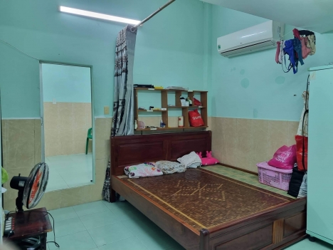 Chủ cần bán gấp nhà đường số 9 nhà 30m
NGANG 4M VUÔNG VỨC - KHÔNG LỘ GIỚI - 3 TẦNG 3PN MỚI ĐẸP -