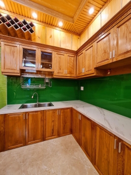 NHÀ GV HẺM XE TẢI ĐẬU TRƯỚC NHÀ - SỔ VUÔNG ĐẸP NHÀ ỐP GỖ TOÀN BỘ, CHỦ TẶNG HẾT NỘI THẤT CAO CẤP -