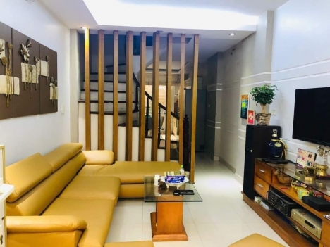 Đống Đa - Nguyễn Văn Tuyết 52m x 3T - PL 2 oto tránh - 30m ra phố - nhà đẹp chỉ 8.3 tỷ