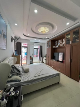 NHÀ KHUÔN VIỆT TÂN PHÚ ĐẸP LUNG LINH  HẺM THÔNG  GIÁ CHỈ CÒN 6 TỶ