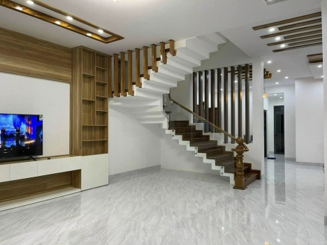 ĐÀ LẠT -  BÁN CĂN BIỆT THỰ TRỊNH HOÀI ĐỨC - 260 M2 - GIÁ CHỈ 13,5 TỶ FULL NỘI THẤT CAO CẤP