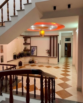 Bán nhà 2 tầng sân thượng Nguyễn Viết Xuân 125m2 giá 5,x tỷ tlcc