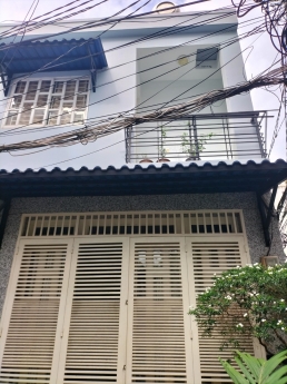 Bán nhà 61m2  (7x8.8) Hoàng Hoa Thám   p7  Bình Thạnh chỉ Hơn  5 tỷ TL