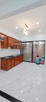 Bán nhà Phùng Khoang 52m2 4T chỉ hơn 5tỷ kdoanh ô tô nhà mới ở sướng.