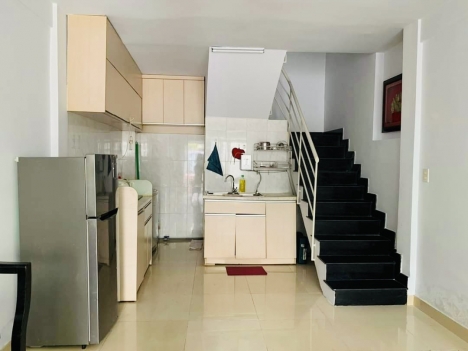 Cách Lê Văn Sỹ 20m - Quận 3 - 66m2 - 2 tầng (Nở hậu) - 5,3 Tỷ