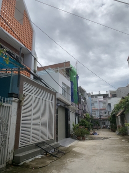 Cần Bán Nhà HXH tránh , Ba Tầng , Huỳnh Tấn Phát  , Tặng Nội Thất , nhỉnh 6 tỷ