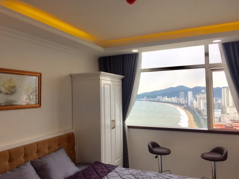 Bán gấp căn hộ 2 phòng ngủ siêu đẹp view phố biển tại Mường Thanh 04 Trần Phú.