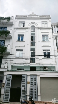 , Hạ 4tỷ gấp bán căn 1 hầm 4 tầng 42 phòng trọ, Thu nhập 110 triệu/Tháng.
